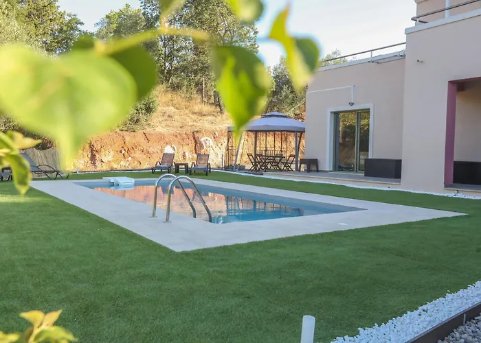 Sonica Βίλα Γουβιά