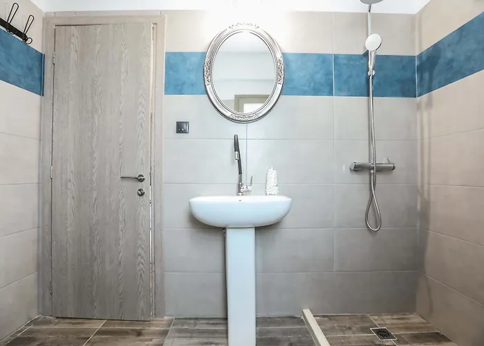 Sonica Βίλα Γουβιά