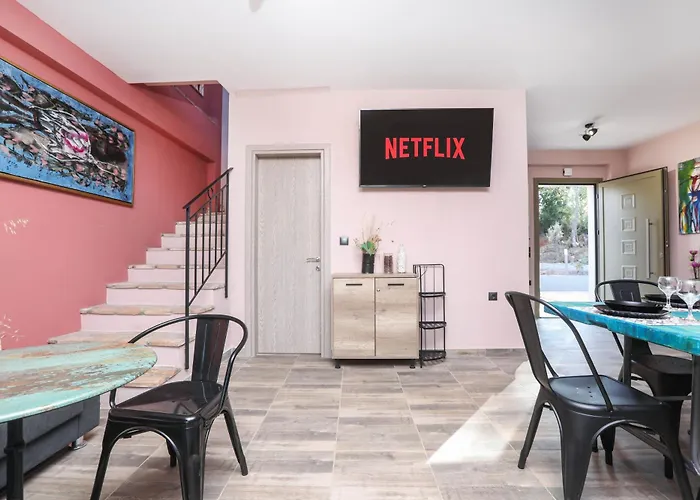 Sonica Villa Gouviá