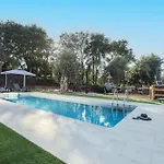 Sonica Villa *