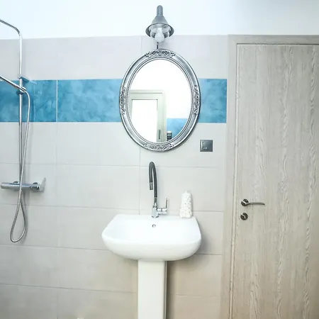 Sonica Villa *